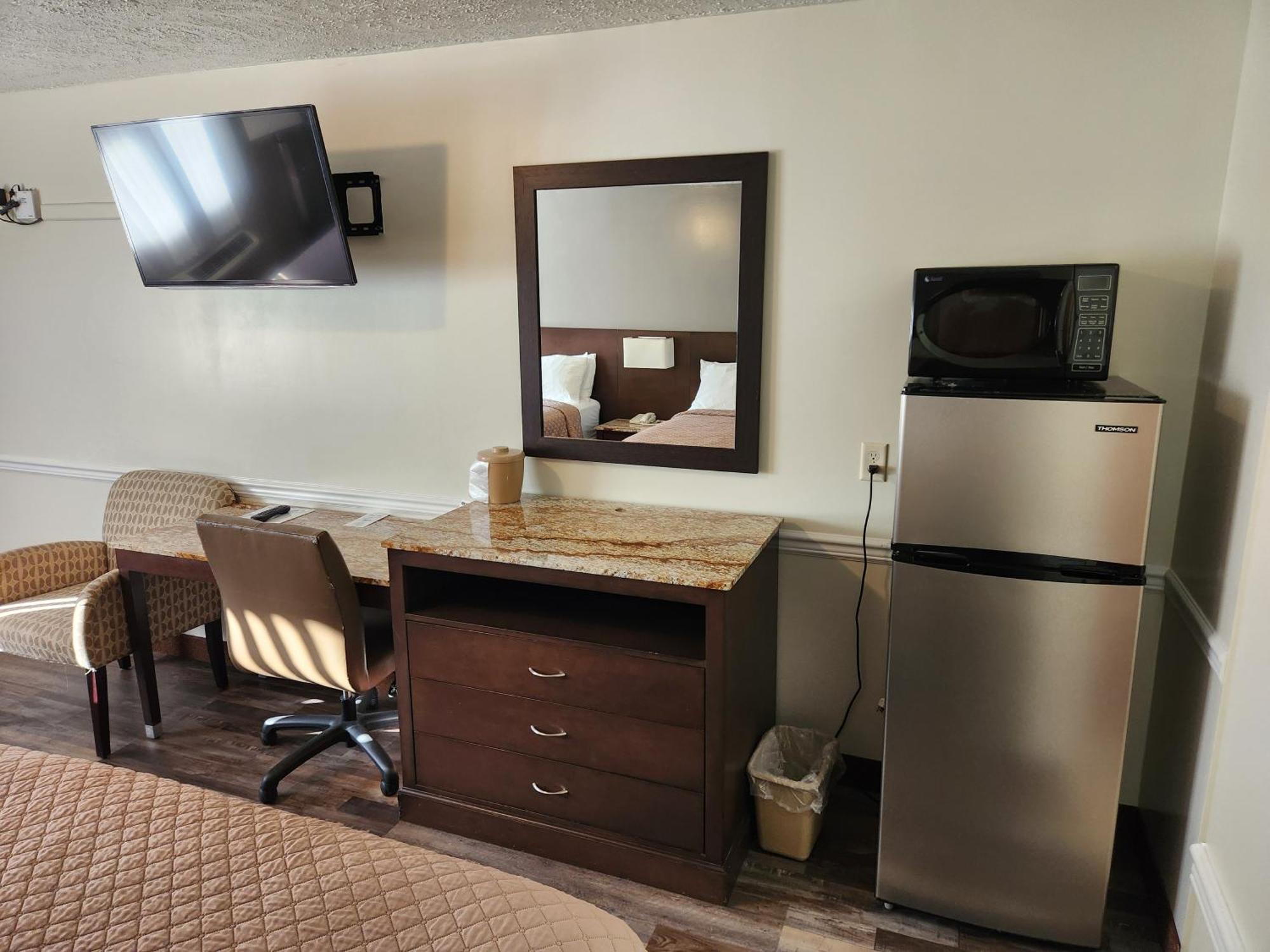 Jefferson Hills Motel Clairton Bagian luar foto